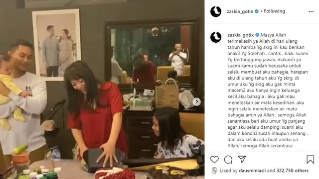 Zaskia Gotik (Foto: Instagram/@zaskia_gotix)