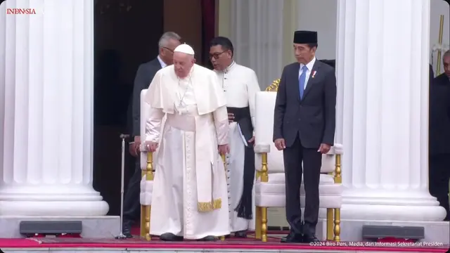 Paus Fransiskus bersama Presiden Joko Widodo (Jokowi) di Istana Merdeka Jakarta, Rabu (4/9/2024).