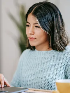 Kondisi karier zodiak aquarius tahun 2026./copyright pexels/Liza Summer