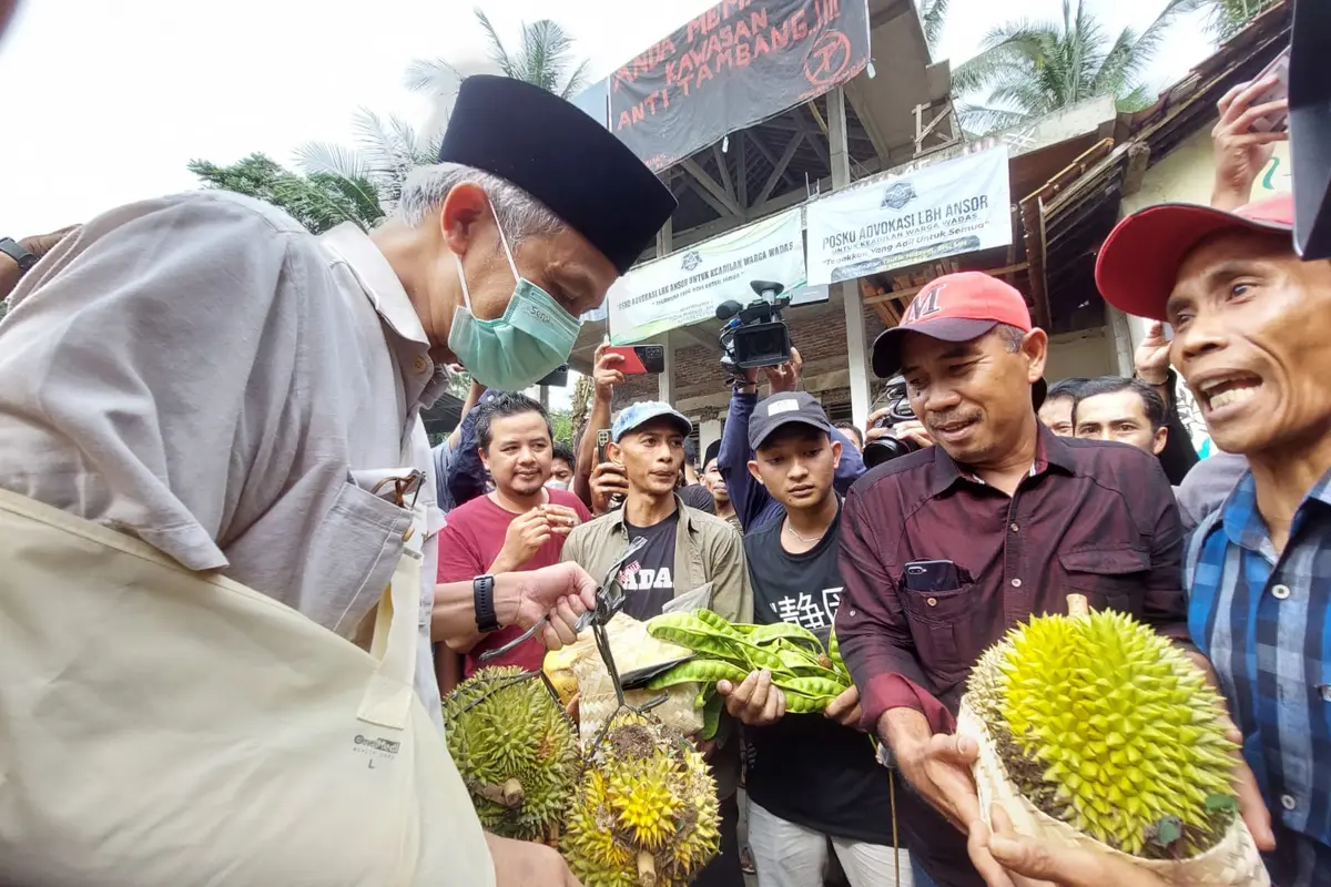 Foto Gubernur Jawa Tengah Ganjar Pranowo saat berpamitan pulang