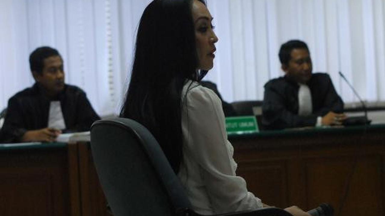 Angelina Sondakh divonis penjara 4,5 tahun 
