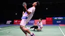 Di final Korea Open 2024, Leo/Bagas mengalahkan unggulan pertama sekaligus pasangan tuan rumah Kang Min Hyuk/Seo Seung Jae. (ANTHONY WALLACE/AFP)