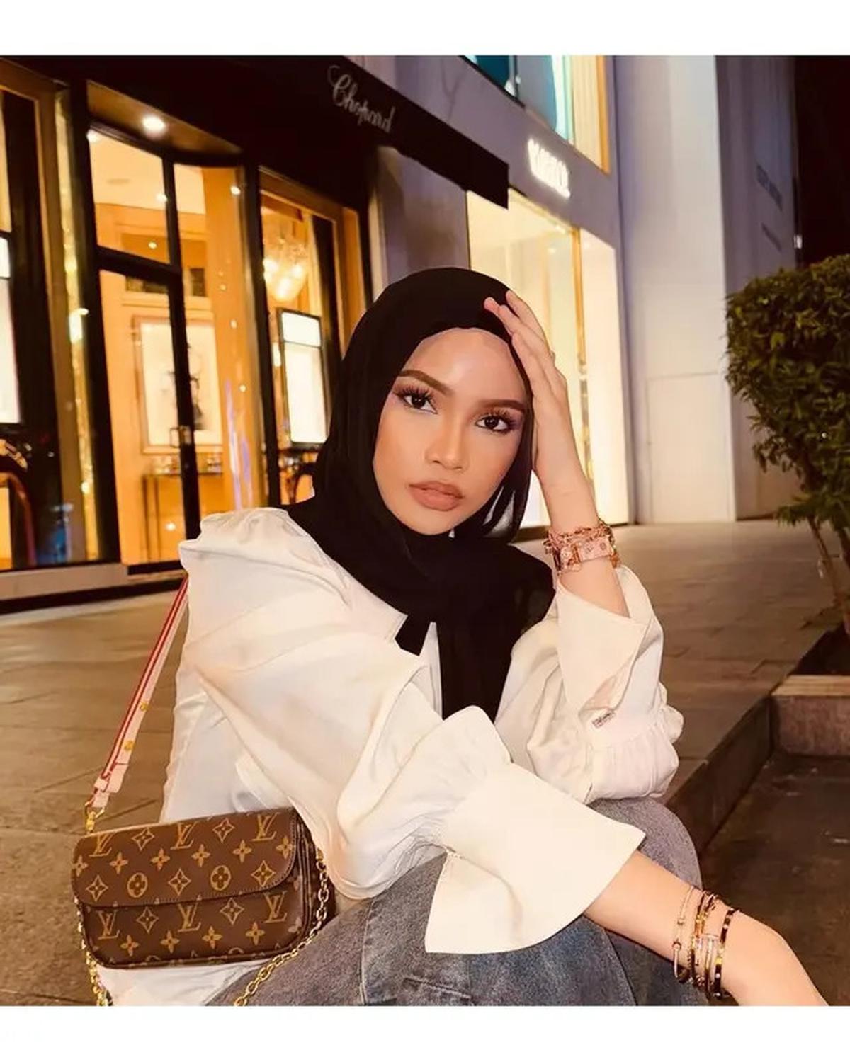 6 Potret Terbaru Alyssa Spischak, Putri Sambung Ustaz Derry Sulaiman yang Memesona
