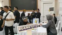 Kantor Imigrasi Kelas I Non TPI Bogor membuka layanan ekstra paspor simpatik di hari libur. (Liputan6.com/ Achmad Sudarno)