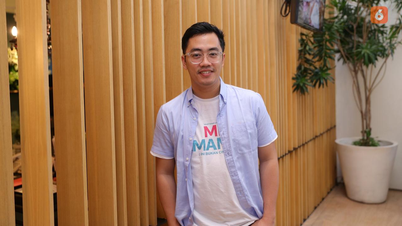 [Fimela] Dennis Adhiswara