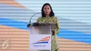Menteri BUMN Rini Soemarno menyampaikan sambutan saat peluncuran kartu pembayaran elektronik, Railpay, di Stasiun Juanda, Jakarta, Senin (19/12). PT KAI melaunching kartu Railpay yang bisa digunakan untuk transaksi keuangan. (Liputan6.com/Gempur M Surya)