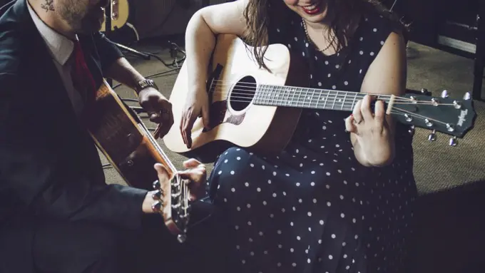 [Bintang] Bermain Kalem, 5 Zodiak Ini Ternyata Lagi PDKT Sama Kamu!