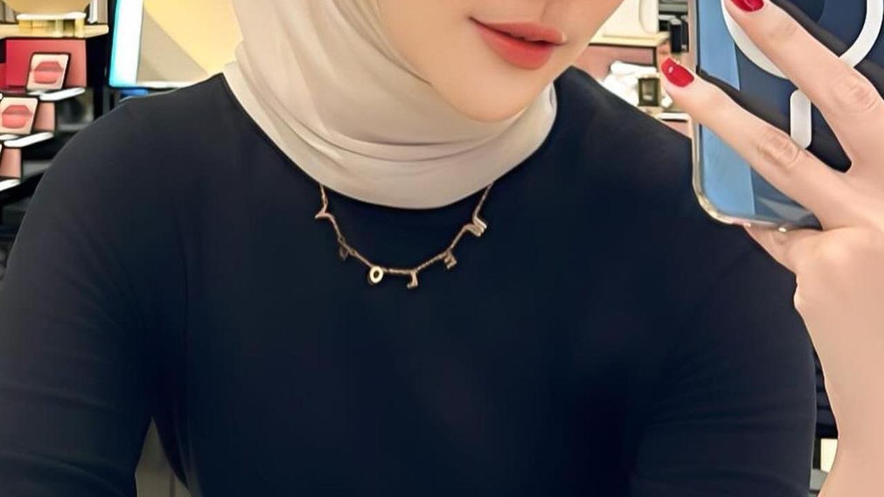 Melody Prima mendapat hak asuh kedua anaknya, Ibrahim Al Khalifi dan Raffasya Arshaka.
