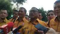 Ketua Umum Partai Hanura Oesman Sapta Odang bertemu Presiden Jokowi di Istana Bogor, Rabu (24/7/2019). (Liputan6.com/ Lizsa Egeham)