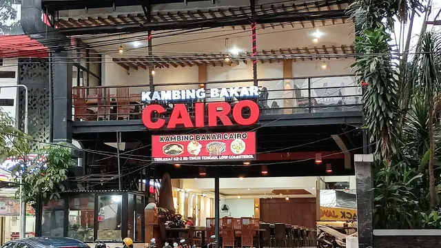 Tempat Makan Nasi Kebuli di Bandung Terpopuler
