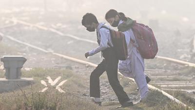 Pontianak Diselimuti Asap, Ketua DPRD Desak Opsi Belajar Daring Siswa