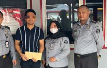 Bebas Bersyarat, Tubagus Joddy Langsung Minta Maaf Depan Makam Vanessa Angel dan Febri Andriansyah