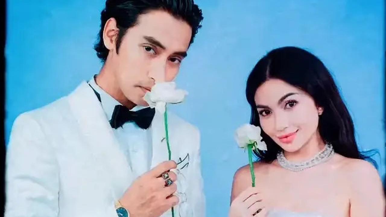 7 Potret Abidzar Al Ghifari di Gala Premiere A Business Proposal, Tuai Sorotan
