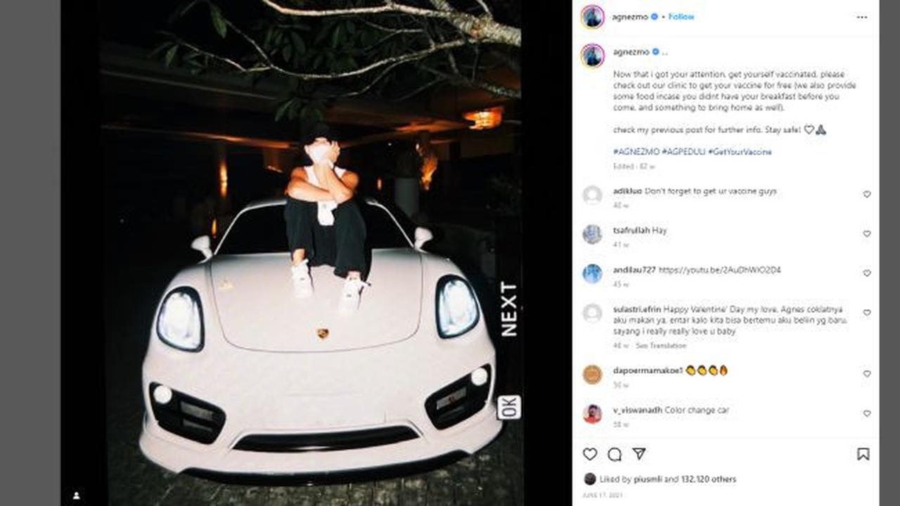 Kumpulan Potret Keren Agnez Mo Berpose dengan Mobil Mewah