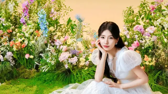 6 Pesona Kecantikan Suzy Nyanyikan OST Film Snow White Versi Korea: Tampil Flawless dan Anggun dengan Rambut Half Updo