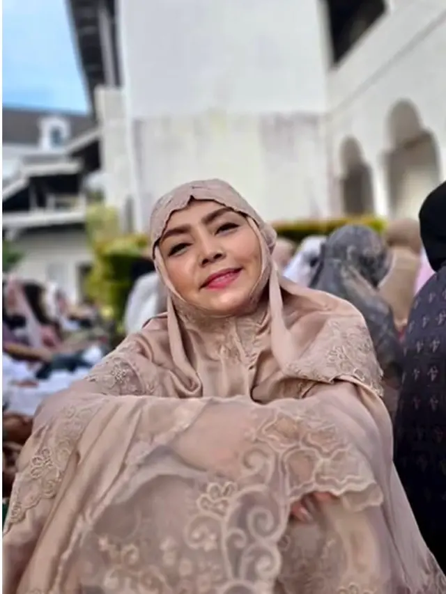 7 Momen Lebaran Mayangsari Bersama Keluarga Besar, Khirani Rayakan di Melbourne