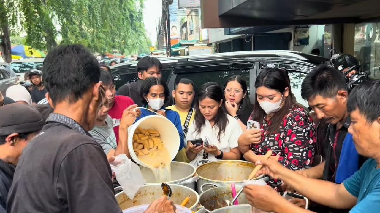 Kalau Beli Harus Punya Nomor Antrean