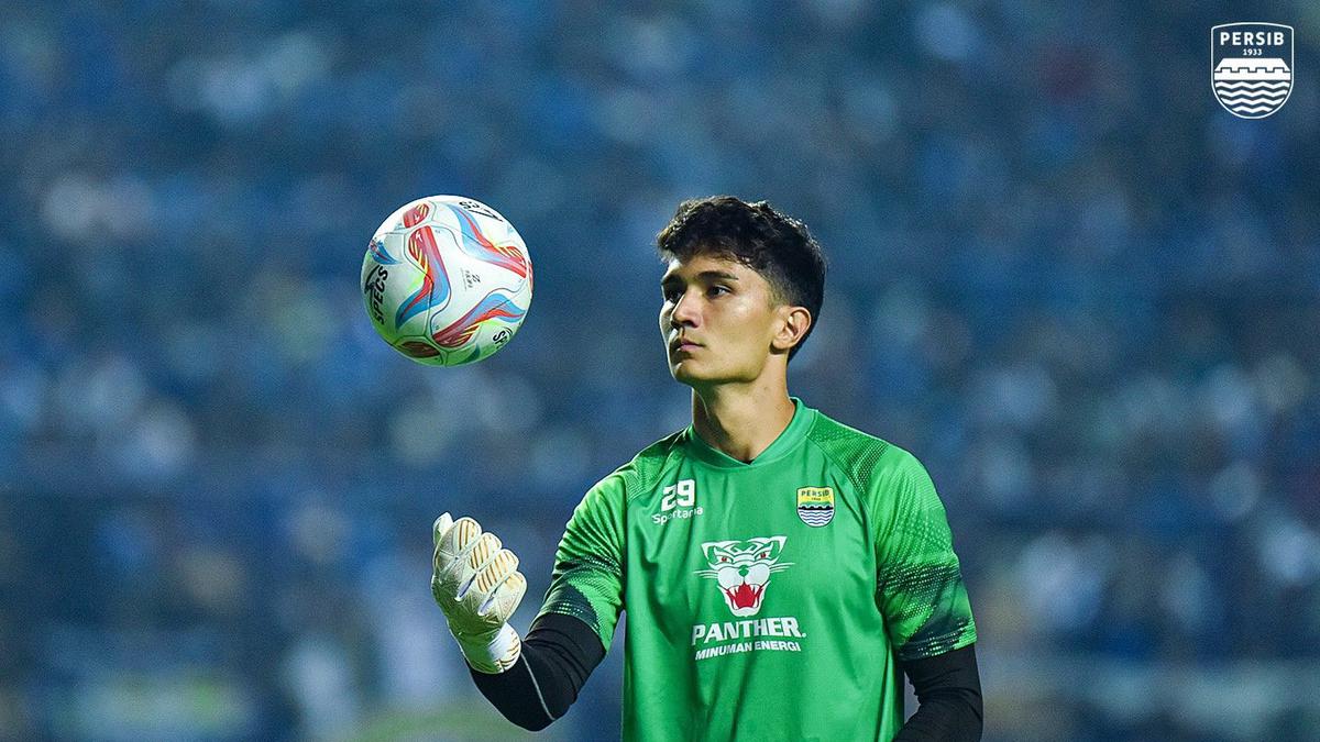 Jeda Kompetisi, Kiper Persib Liburan di Bali Sebelum Gabung Timnas Filipina