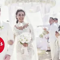 Asty Ananta resmi menikah dengan pria berdarah Tiong Hoa bernama Hendra Suyanto.