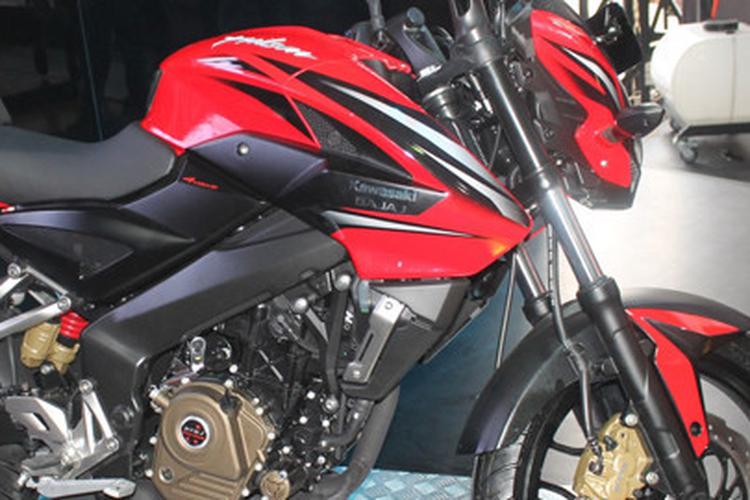 7 Fakta Ketangguhan Kawasaki Pulsar 200NS Review Otosia