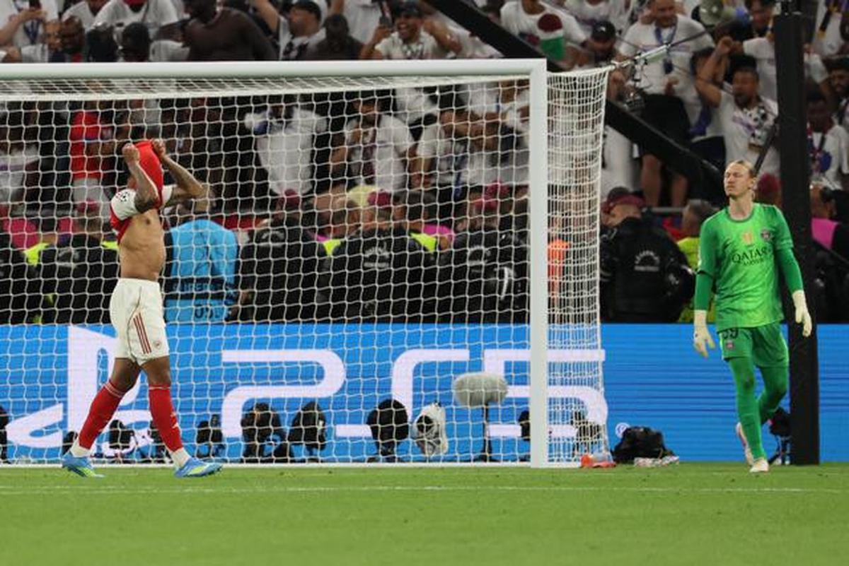 Hasil Final Liga Champions: Kalahkan Arsenal Lewat Adu Penalti, PSG Back to Back Juara!