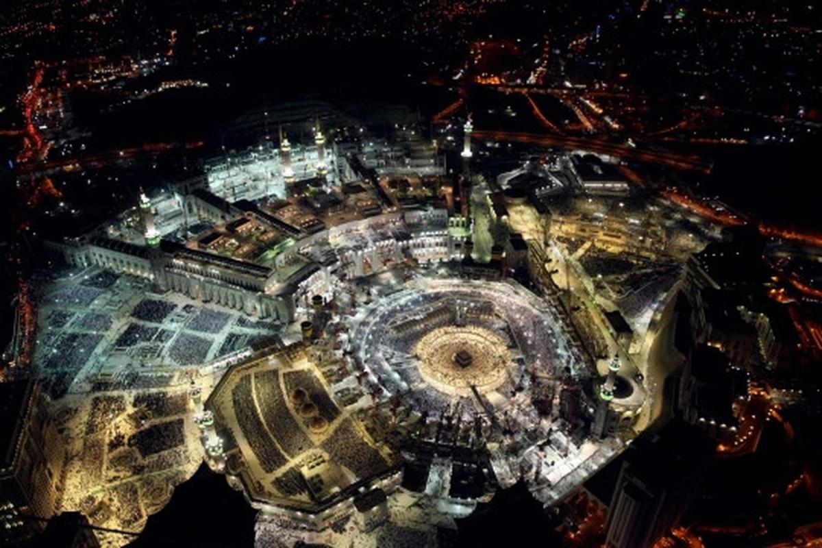 Keindahan malam takbir di Masjidil Haram