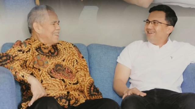 Sahrul Gunawan minta izin ayah maju Bupati Bandung (https://www.instagram.com/p/C_PFuGXByZy/)