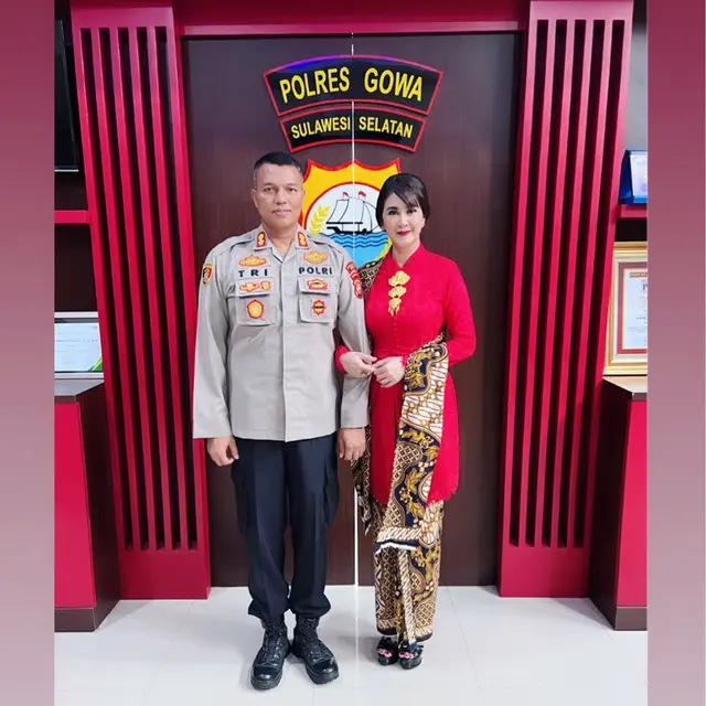 Tubuh langsing Uut Permatasari setelah melahirkan