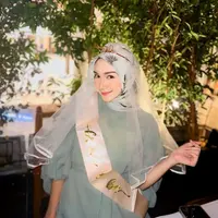 Jelang hari bahagianya itu, Melody Prima mendapat kejutan bridal shower yang dipersiapkan oleh para sahabatnya. [@melodyprima]