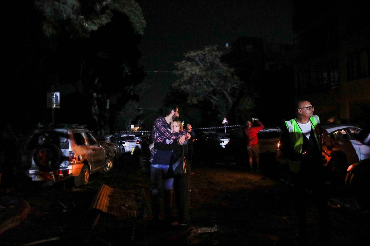Kota di Israel Gelap Gulita Usai Dihujani Roket Hizbullah