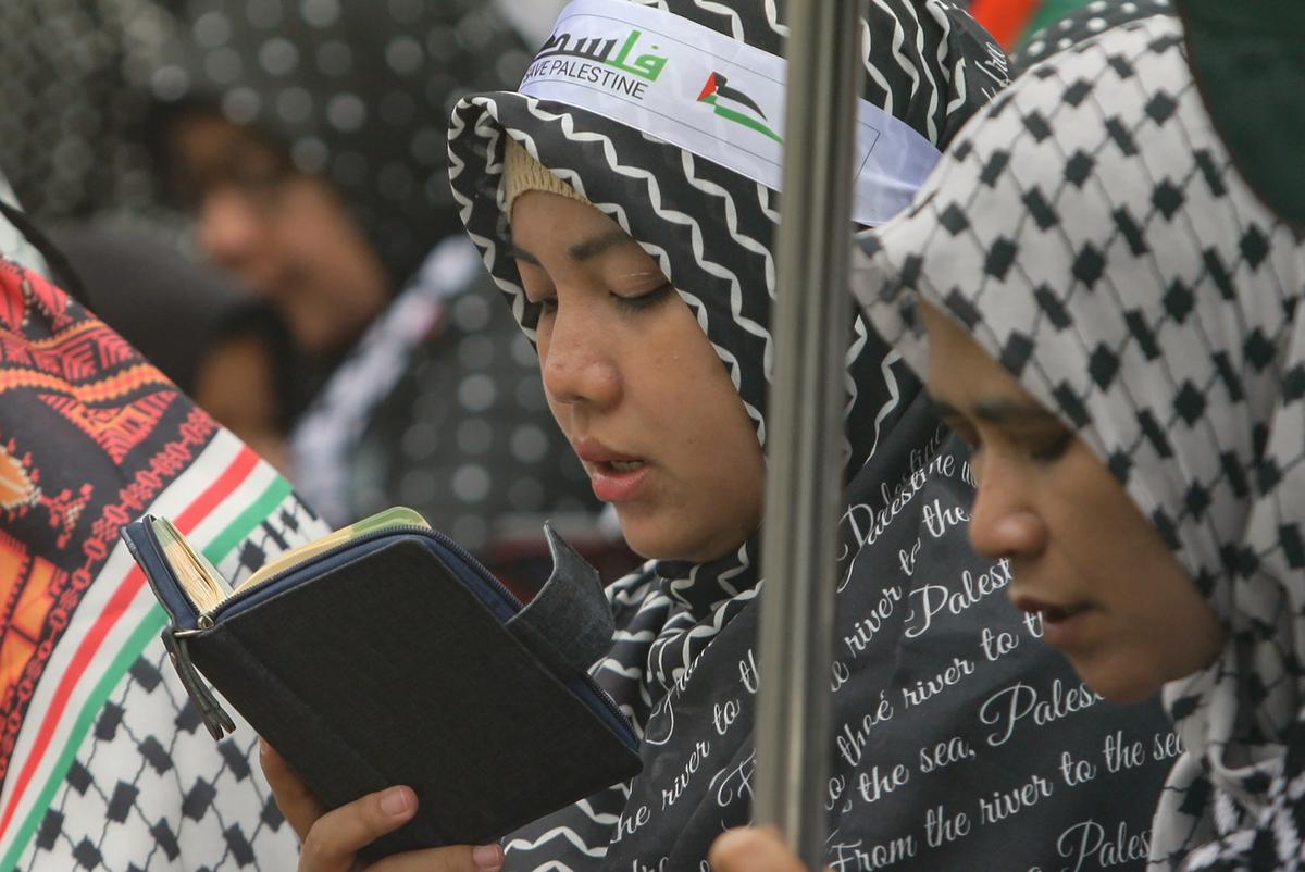 Massa bela Palestina gelar aksi di depan Kedubes Amerika Serikat