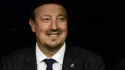 1. Rafael Benitez, berpengalaman melatih di berbagai liga top Eropa membuatnya menjadi kandidat utama. Mulai dari gelar La Liga, Liga Champions hingga Liga Europa pernah diraih pria yang sekarang menukangi Newcastle itu. (AFP/Javier Soriano) 