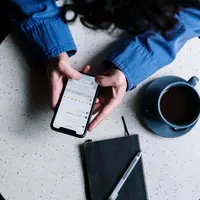 Liputan6.com jadi satu-satunya media Indonesia yang terpilih untuk menerima dukungan hibah dari program Spread The Fact Grant yang digelar IFCN. (pexels/cottonbro).