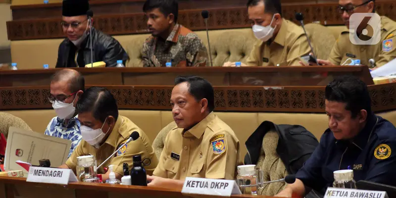 FOTO: Mendagri - DPR Bahas Tahapan dan Jadwal Pemilu 2024