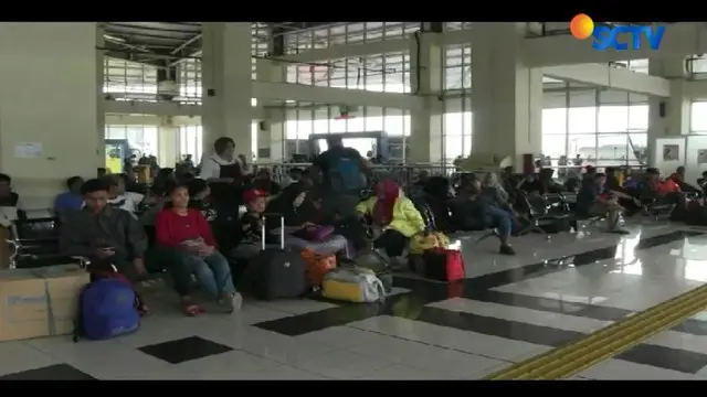 Terminal keberangkatan didominasi penumpang tujuan jarak jauh seperti Nusa Tenggara Barat, Pulau Madura, dan Sumatera.