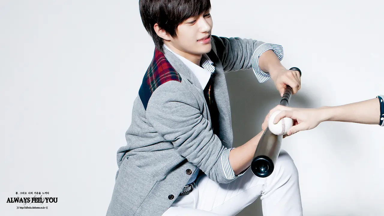 L INFINITE Kesal dengan Wajah Tampannya
