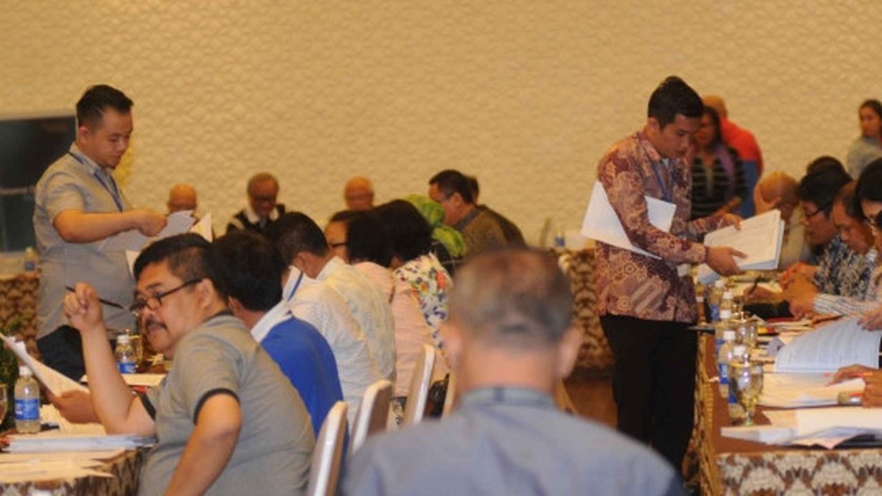 Intip kesibukan Peradi seleksi anggota baru