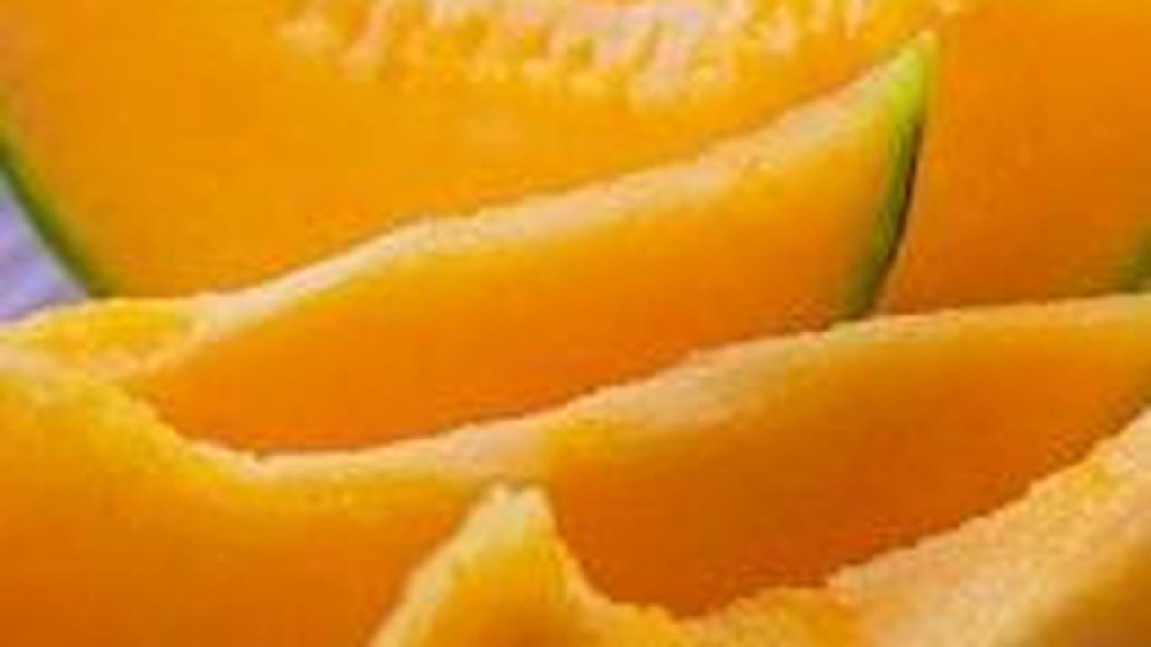 5. Melon: Rendah Kalori, Tinggi Air