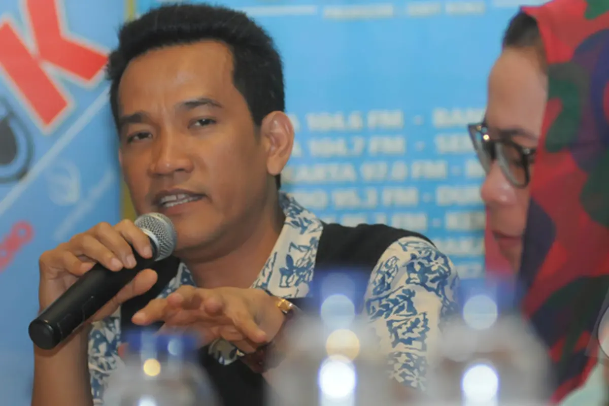 Diskusi Polemik Jokowi dan Buah Simalakama