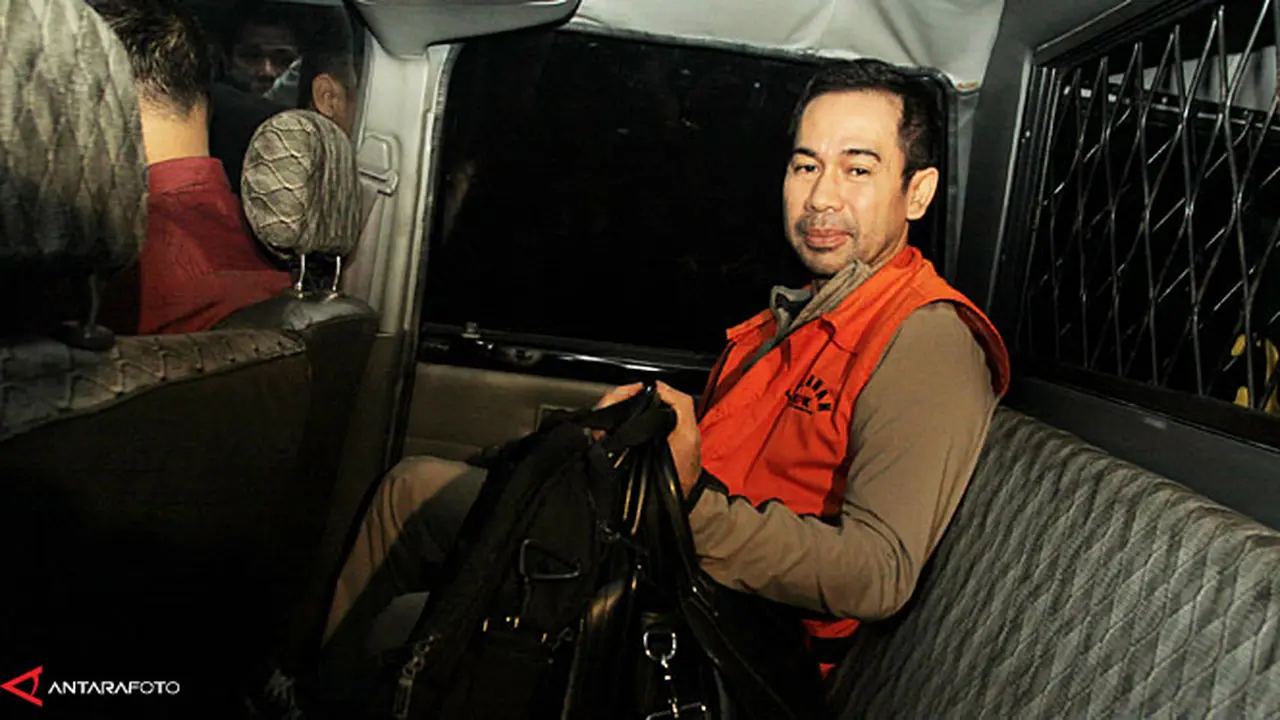 tubagus-chaery-wardana-131011b.jpg