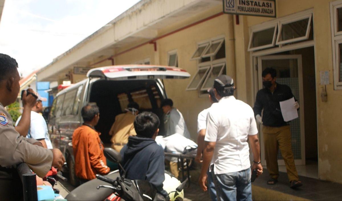 Pelaku bernama Anwar (39), asal Kecamatan Puger, Kabupaten Jember.<br>