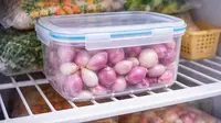 Cara Menyimpan Bawang Kupas dalam Jumlah Banyak agar Tetap Segar dan Tidak Berlendir