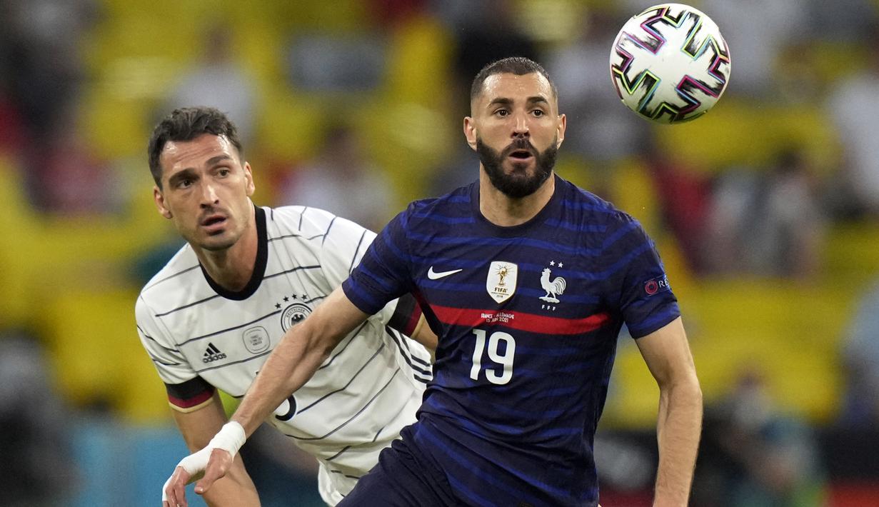 Karim Benzema. Striker Timnas Prancis ini sudah mencetak 27 gol dan 19 assist dalam 84 caps untuk Les Bleus. Namun belum satu gol pun dicetaknya dalam 7 laga di ajang Euro yang diikutinya, yaitu Euro 2008, Euro 2012 dan Euro 2020 ini. (Foto: AP/Pool/Matthias Schrader)