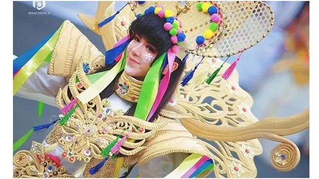 Pemiliki nama lengkap Tiara Anugrah Eka Setyoandini ini juga mengikuti Jember Fashion Carnaval 2019.