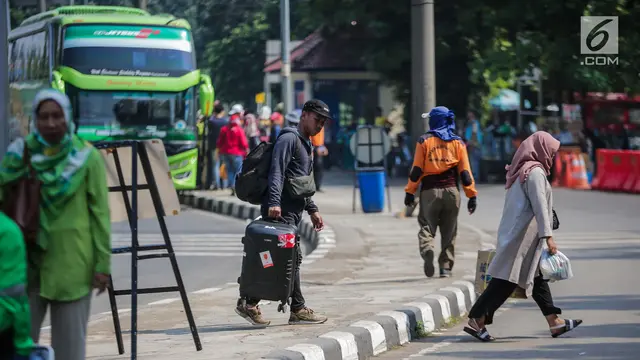 Arus Balik Lebaran 2019 di Kampung Rambutan