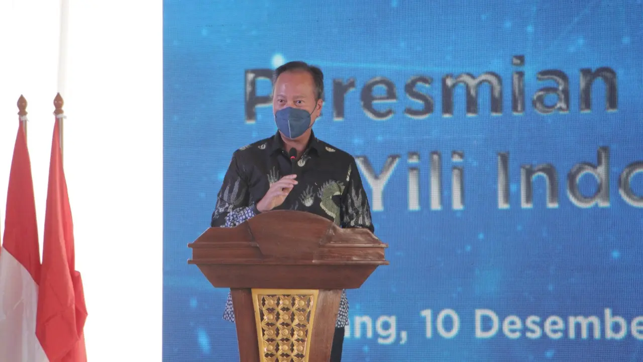 Menteri Perindustrian Agus Gumiwang Kartasasmita pada Peresmian Pabrik Es Krim PT Yili Indonesia Dairy di Bekasi
