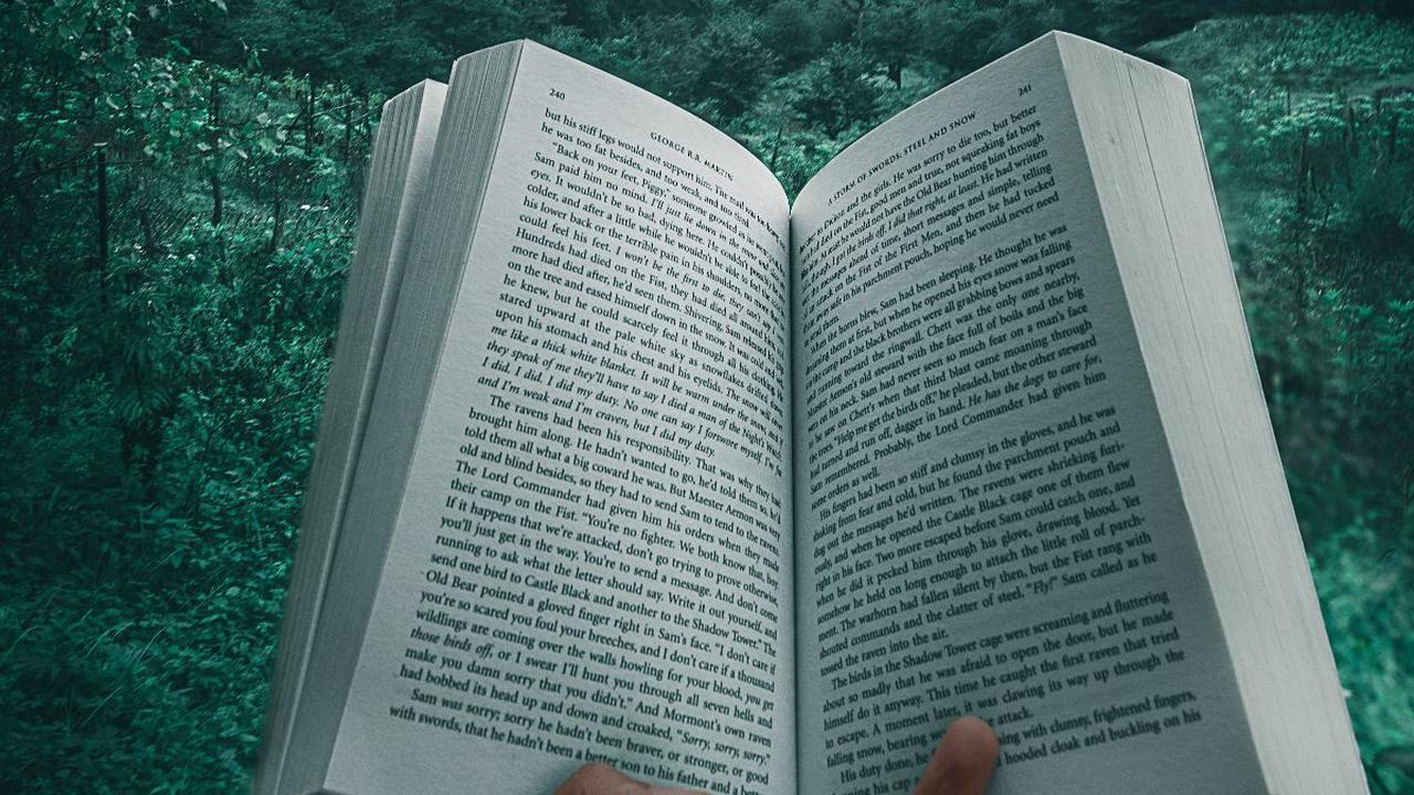 Paragraf argumentasi dapat dibedakan berdasarkan cara penyajian tulisannya.<br>