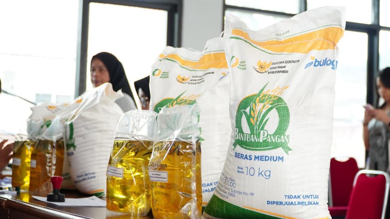 Bantuan Pangan Beras-Minyak Goreng Diperpanjang hingga Juni 2026