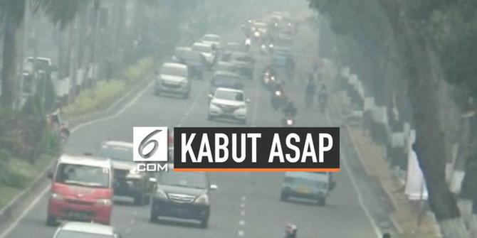 VIDEO: Kabut Asap Ganggu Aktivitas Warga Pekanbaru