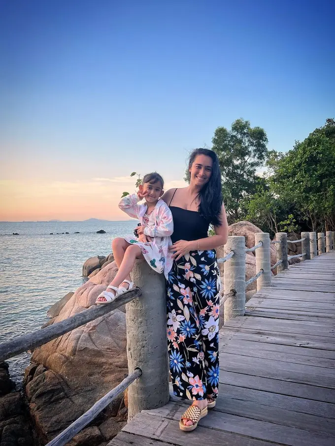 Jadi Single Mom, Ini Momen Seru Alexandra Gottardo Liburan Bareng Buah Hati